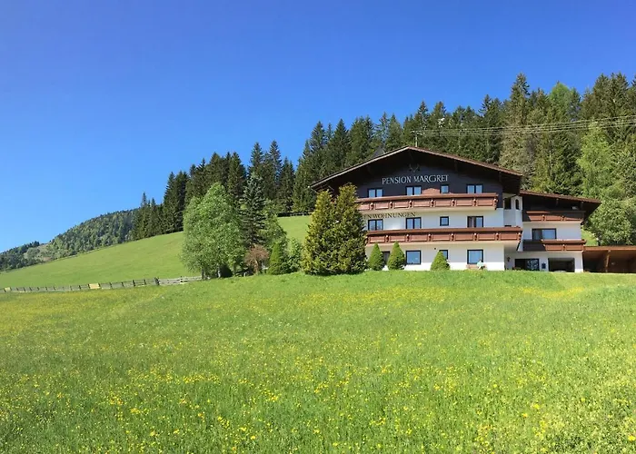 Margret Гостевой дом 3*