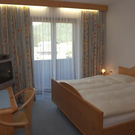 Margret Guest house